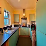 Cambridge Cozy Retreat - 1 Bed Apartment